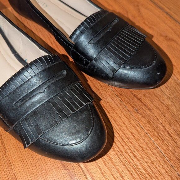 Reaction Women's Size 10 Kaylee Black Tassle Slip on Loafer Flats - Picture 3 of 6